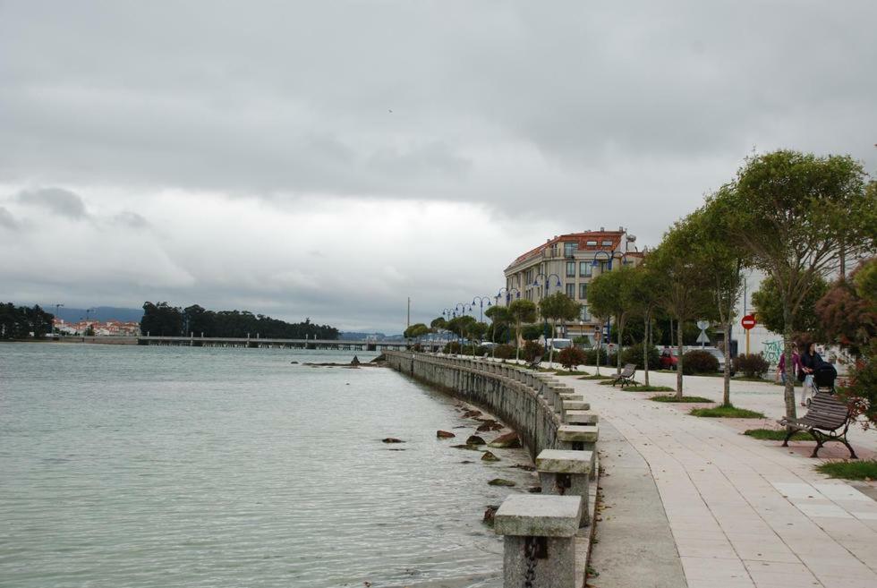 Apartamentos Luis Antonio Mestre O Grove Dış mekan fotoğraf